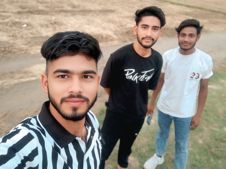 Anuj Kumar121, 18, India