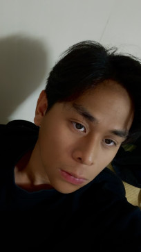 , 18, Japan