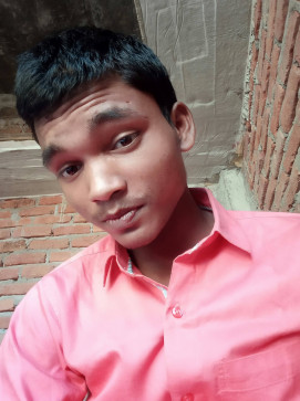 GAURI KUMARI, 18, India