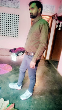 Raaku, 27, India