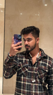 Ab Hi, 25, India