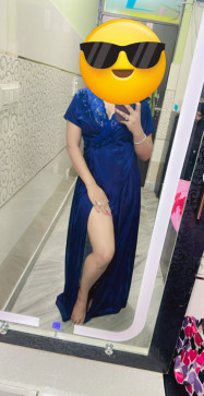 Hindu Married, 32, India