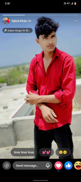 Za Id, 18, India