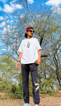 Tarun, 25, India