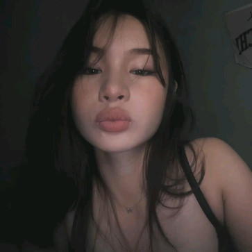 Lara, 18, United Kingdom