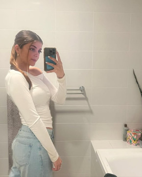 Dani, 18, Australia