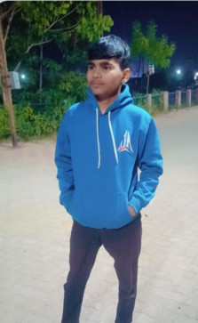 Vedant Khanorkar, 20, India