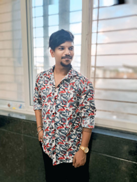 Rolex, 25, India