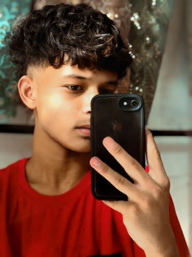 Dev Thakur, 18, India