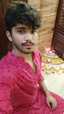 Evan, 25, India
