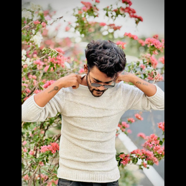 Milind Silmana Bajr, 18, India