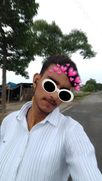 Md Samar, 18, India