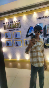 Anash Sheikh, 18, India