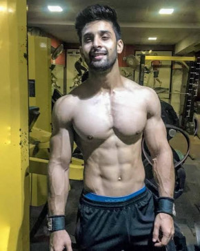 Abhi, 24, India