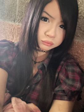 Jenna, 18, United States