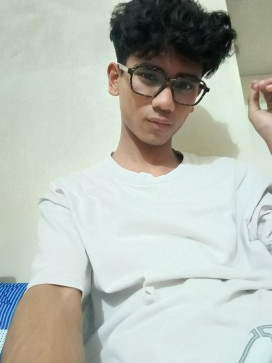 Edward, 18, India
