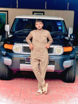 Waqar Khan, 25, Pakistan