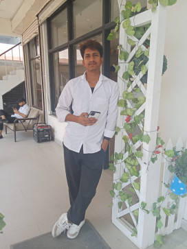 Rahul, 22, India