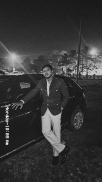 Harshit, 21, India