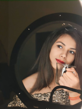 Soni, 25, India