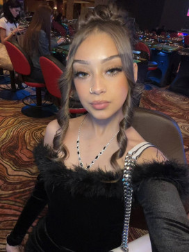 Elysia, 18, United States