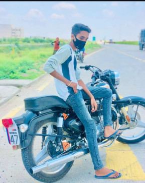 Harsh Sharma, 19, India