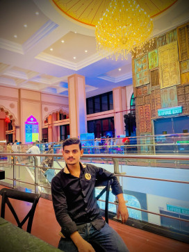 Mukesh, 18, India