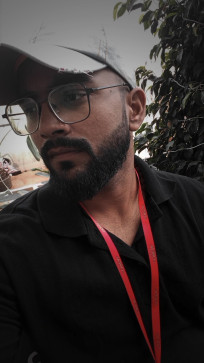 Sanjay Gupta, 24, India