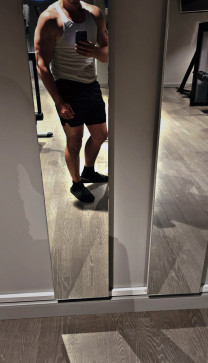 Anonboyy__, 18, New Zealand