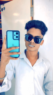 Dev Bodelkar, 20, India