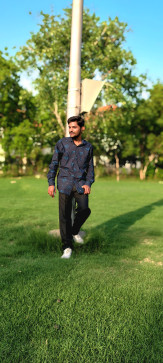 Shivam Joshi, 18, India