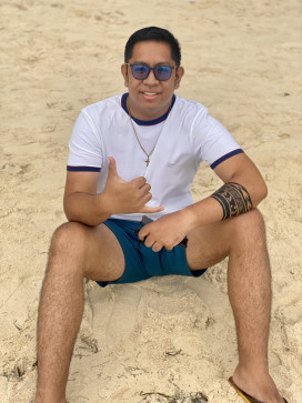 John, 30, Australia
