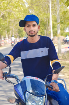 Aryan, 21, India