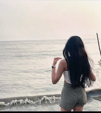 Srishti, 19, India