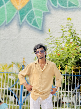 Sanu, 24, India
