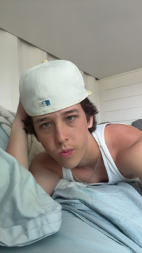 Eric, 18, United States