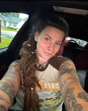 Mary Sandra, 31, United States