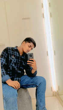 Akshay Kumar, 18, India