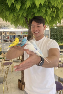 Hwan, 35, United Kingdom