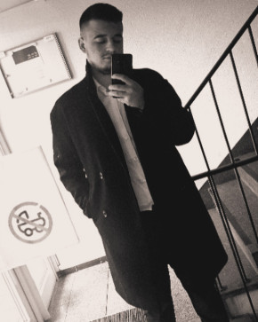 Ahmed Hhahahvdu, 18, Germany