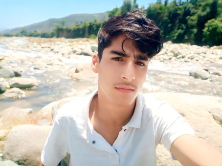 Shazan Malik, 23, India