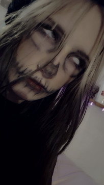 Raven V, 18, United States