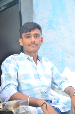 Gadhvi, 22, India