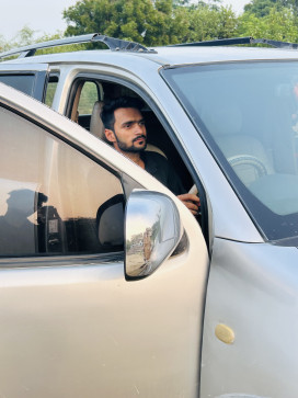 Gaurav Dwivedi, 24, India