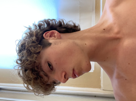 David, 18, United States