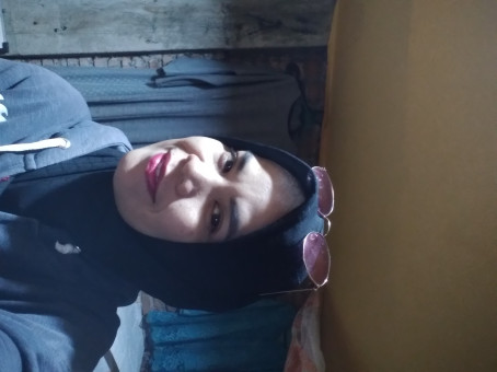 Bulan, 35, Indonesia