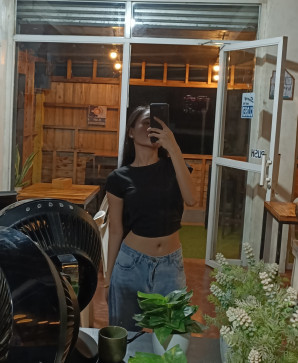 Itsmesay, 21, Philippines