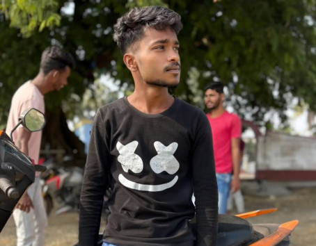 It039s Rax, 19, India