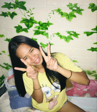 Vivian Sabillon, 18, Philippines