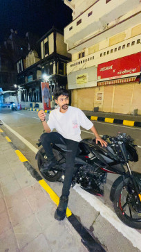 Saurav, 21, India